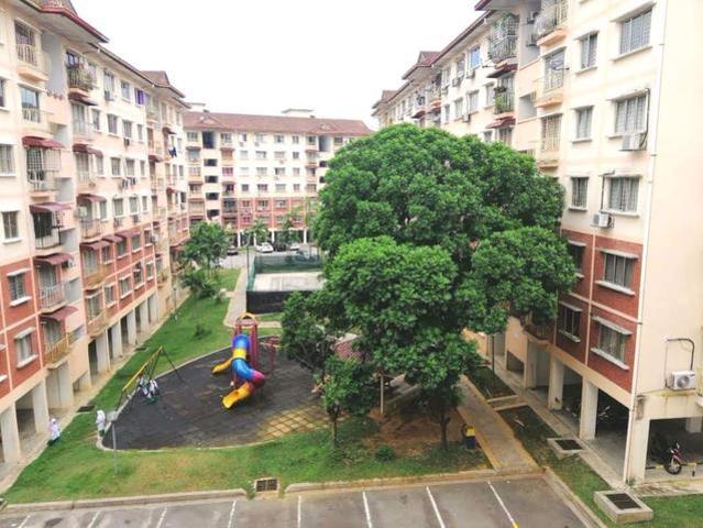 Apartment for sale in Petaling, Damansara Damai