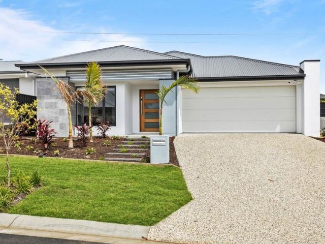 Cottage for sale in Tinana, Queensland