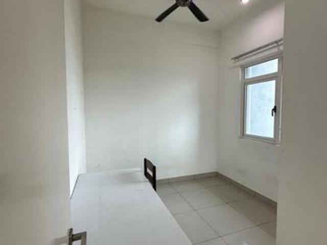 Serviced Residence for sale in Petaling, Subang Jaya