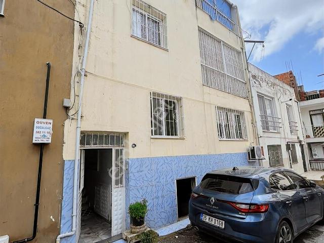 Bayrakli, İzmir içerisinde kiralık mülk