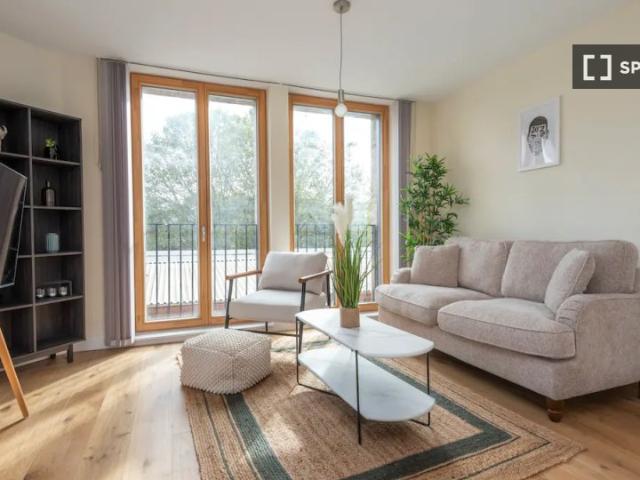 Apartment for rent in Silchester Estate, Greater London