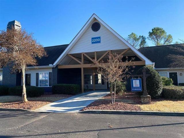 Apartment for rent in Hoover, Alabama