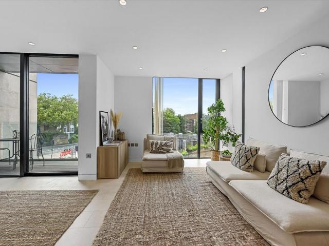 House for rent in Chalk Farm, Greater London