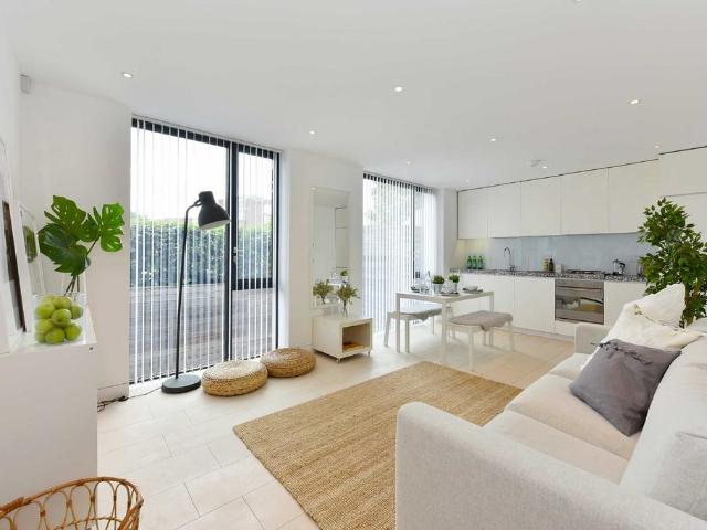 House for rent in Chalk Farm, Greater London