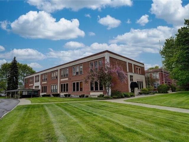 Condo for sale in Rochester