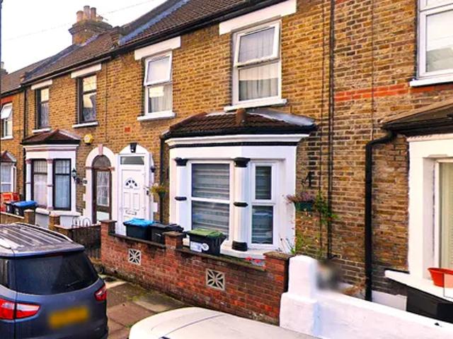 House for rent in Edmonton, Greater London
