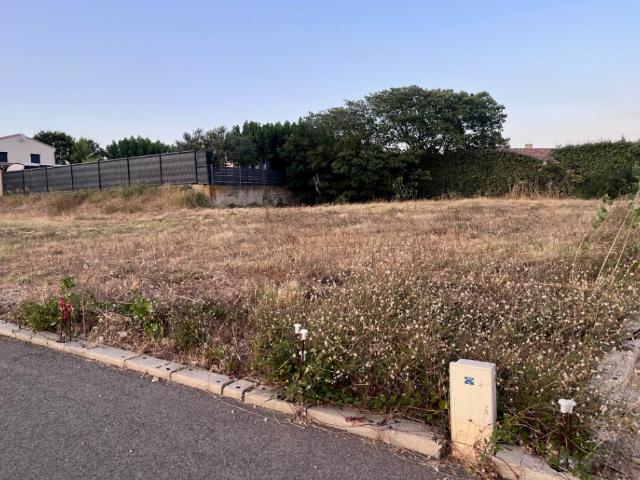 Terrain vente à Nîmes, Laudun-l'ardoise