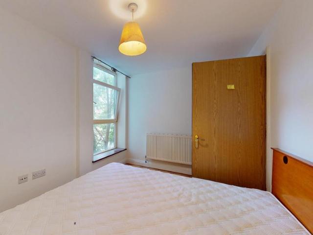 House for rent in Walworth, Greater London