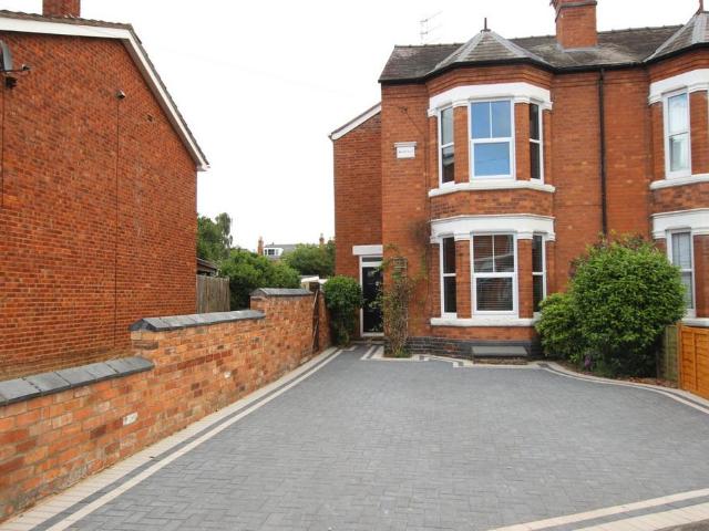 House for rent in St John's, Worcester