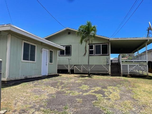 House for sale in Waimanalo, Honolulu County
