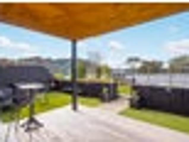 House for sale in Paremoremo, Oroua County
