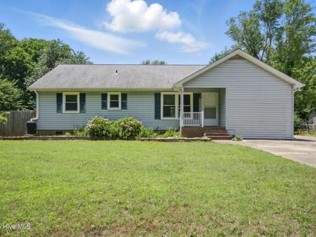 House for sale in Moyock