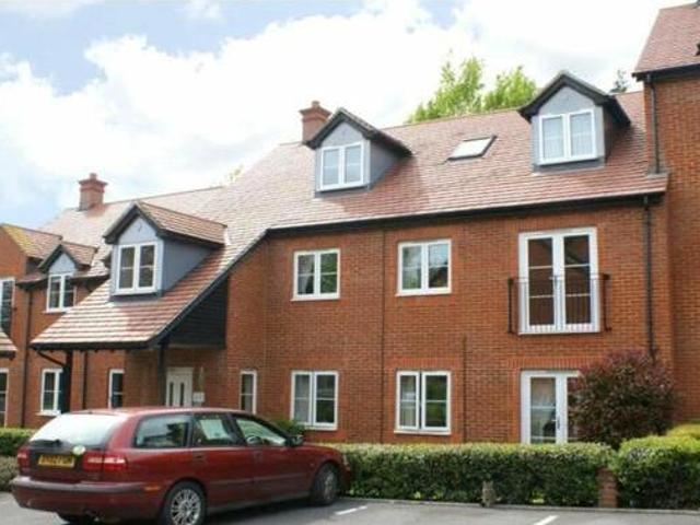 House for sale in Otterbourne, Hampshire
