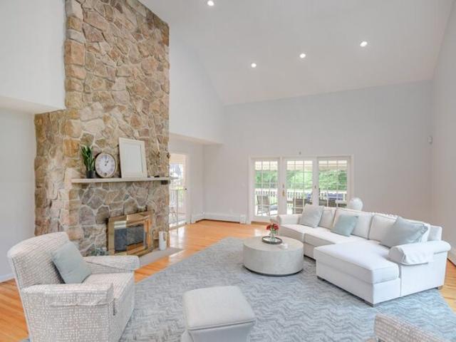 House for sale in Danbury, Connecticut