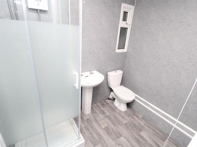 Room for rent in Pontypridd, Wales