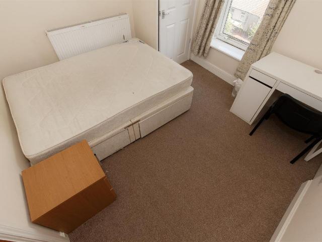 Room for rent in Pontypridd, Wales
