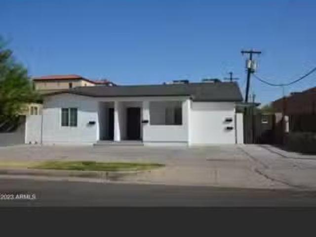 Condo for rent in Phoenix
