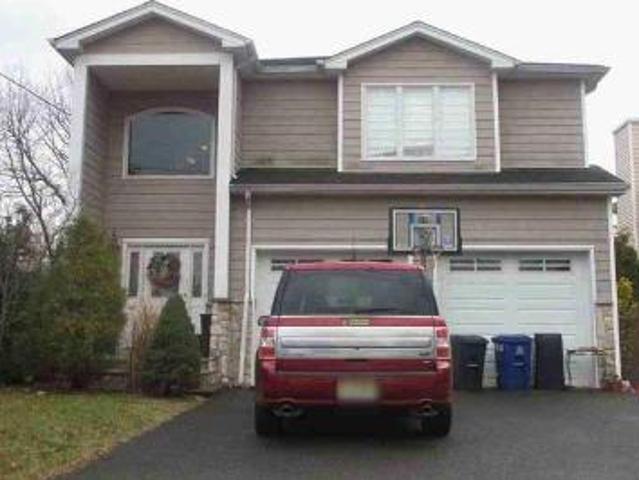 House for sale in Dumont, New Jersey