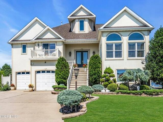 House for sale in Lanoka Harbor