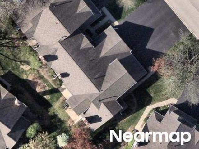 House for sale in Warrenville, Illinois