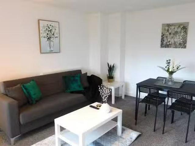 Apartment for rent in Greenhills, Barassie