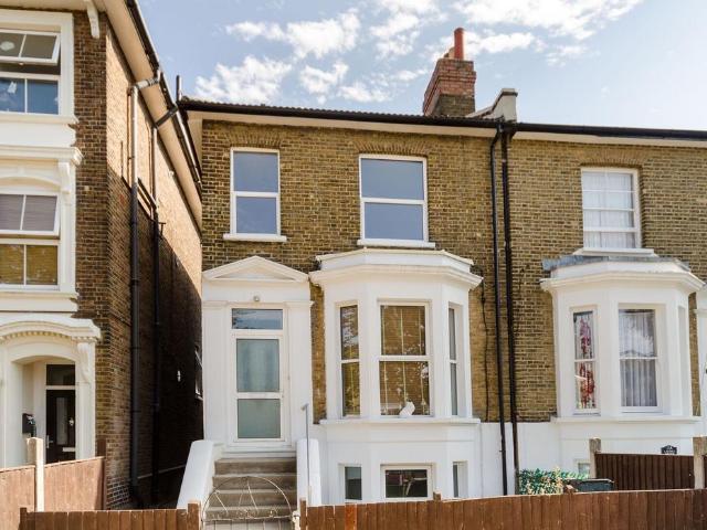 Apartment for rent in Anerley, Greater London
