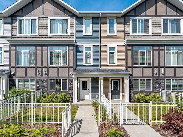Condo for sale in Wedgewood, Alberta
