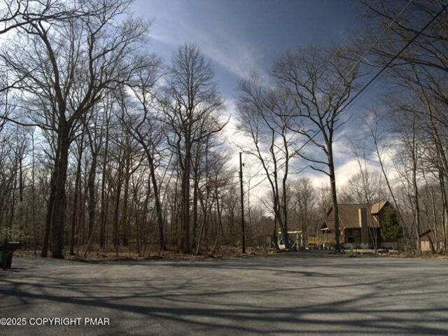 Land for sale in Henryville Land for sale in Henryville