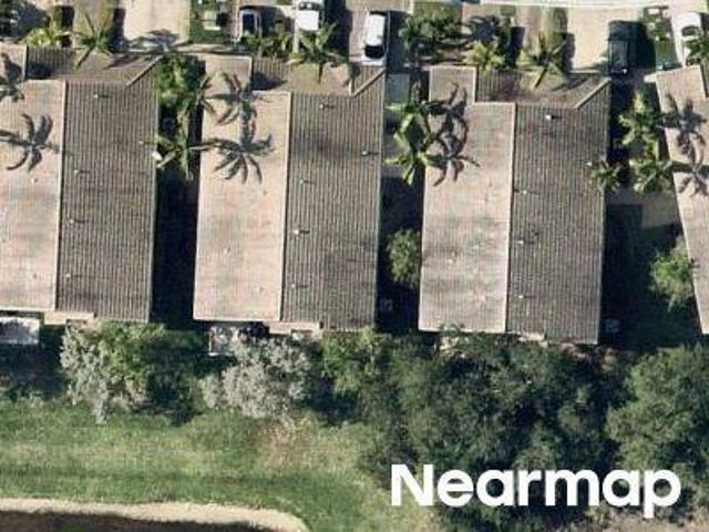 Townhouse for sale in Riviera Beach, Florida