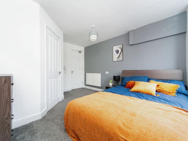 Room for rent in Birkenhead, Wirral