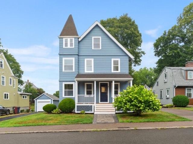 House for sale in Melrose