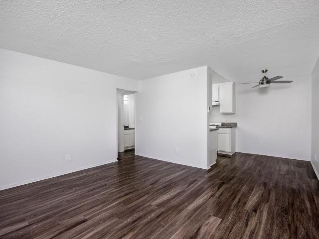 Apartment for rent in Lawndale