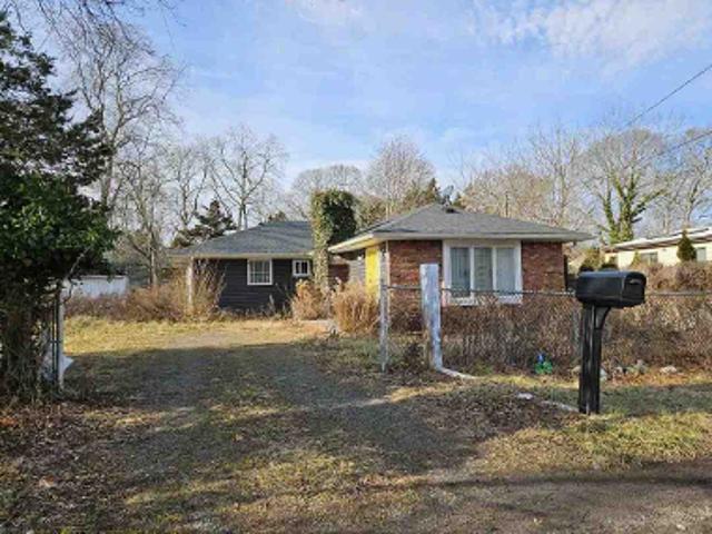House for sale in Centereach, New York