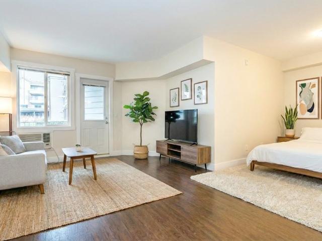 Apartment for rent in Winfield, British Columbia