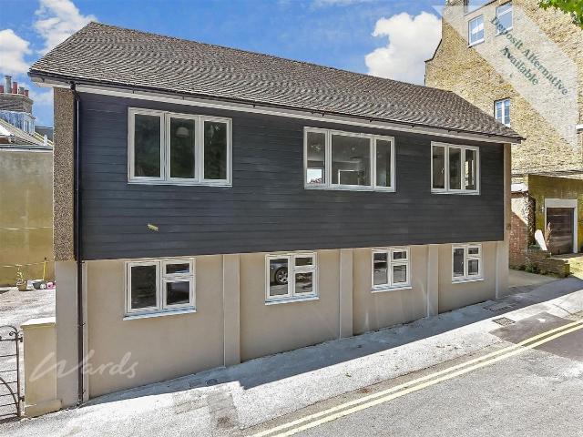 House for rent in Tower Hamlets, Ash