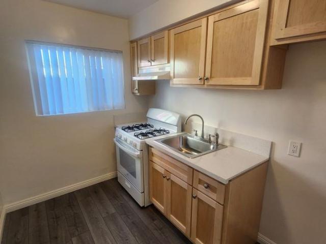 Apartment for rent in Inglewood, California