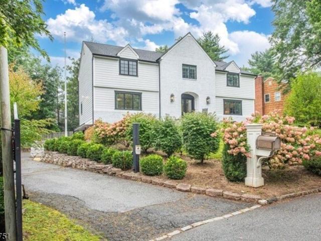 House for sale in Florham Park, New Jersey