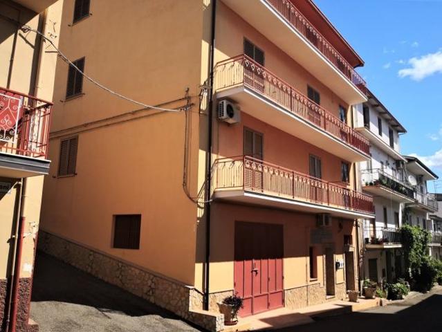 Locale Commerciale in vendita a Cassano all'Ionio, Calabria
