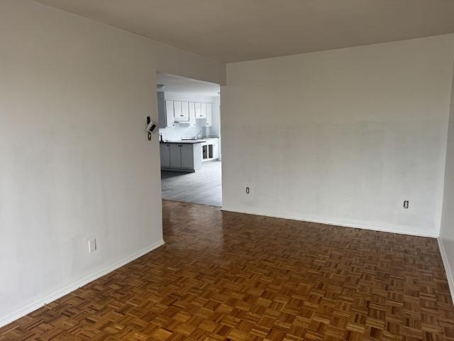 Apartment for rent in Laval-des-rapides, Quebec