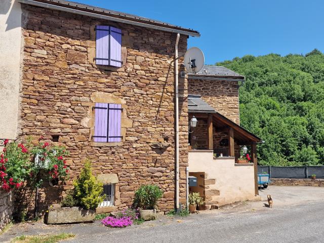 Maison vente à Millau, Laval-roquecezière