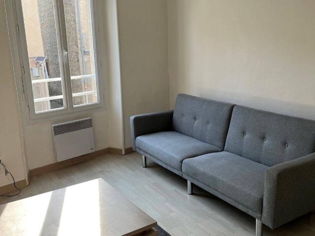 Appartement location à Grenoux-Ribaudières, Laval