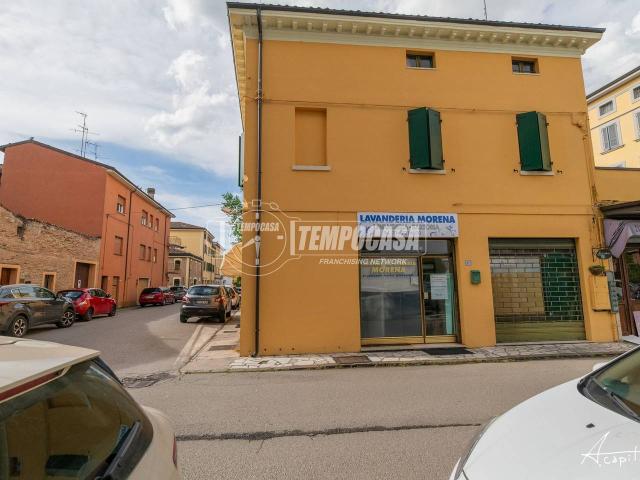 Locale Commerciale in vendita a Unione delle Terre d'Argine, Campogalliano