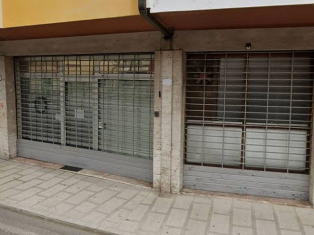 Locale Commerciale in vendita a Mirano, Veneto