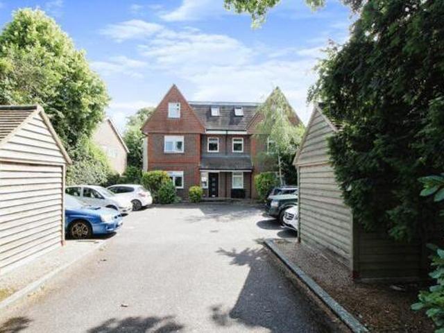 House for sale in Chichester, Littlecote