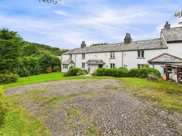 House for sale in Tintagel, Cornwall