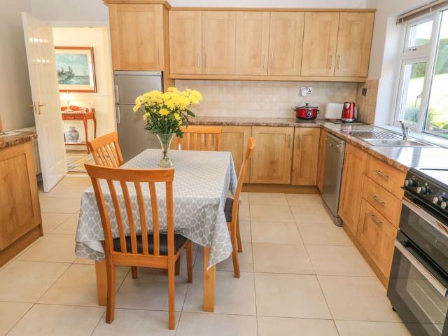 House for rent in North End, Greater London