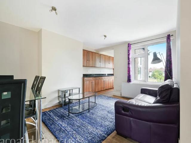 House for rent in London Borough of Merton, Mitcham