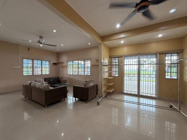 House for rent in Sendayan Village, Negeri Sembilan