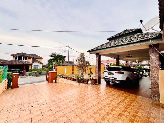 Bungalow for sale in Sendayan Village, Negeri Sembilan