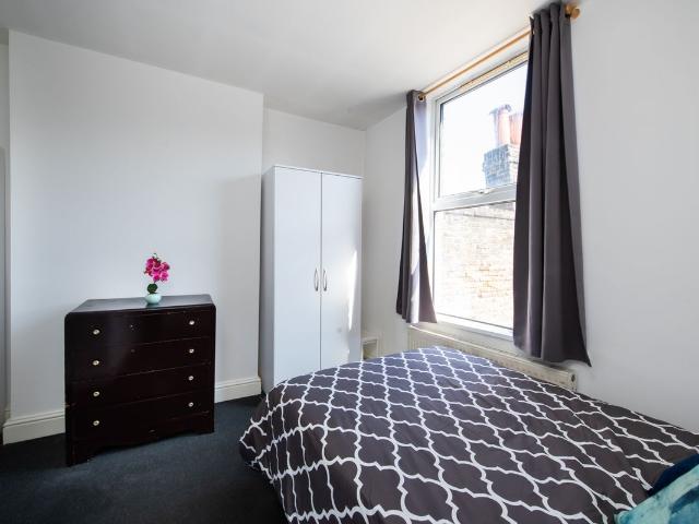 Room for rent in Clapham Junction, Greater London